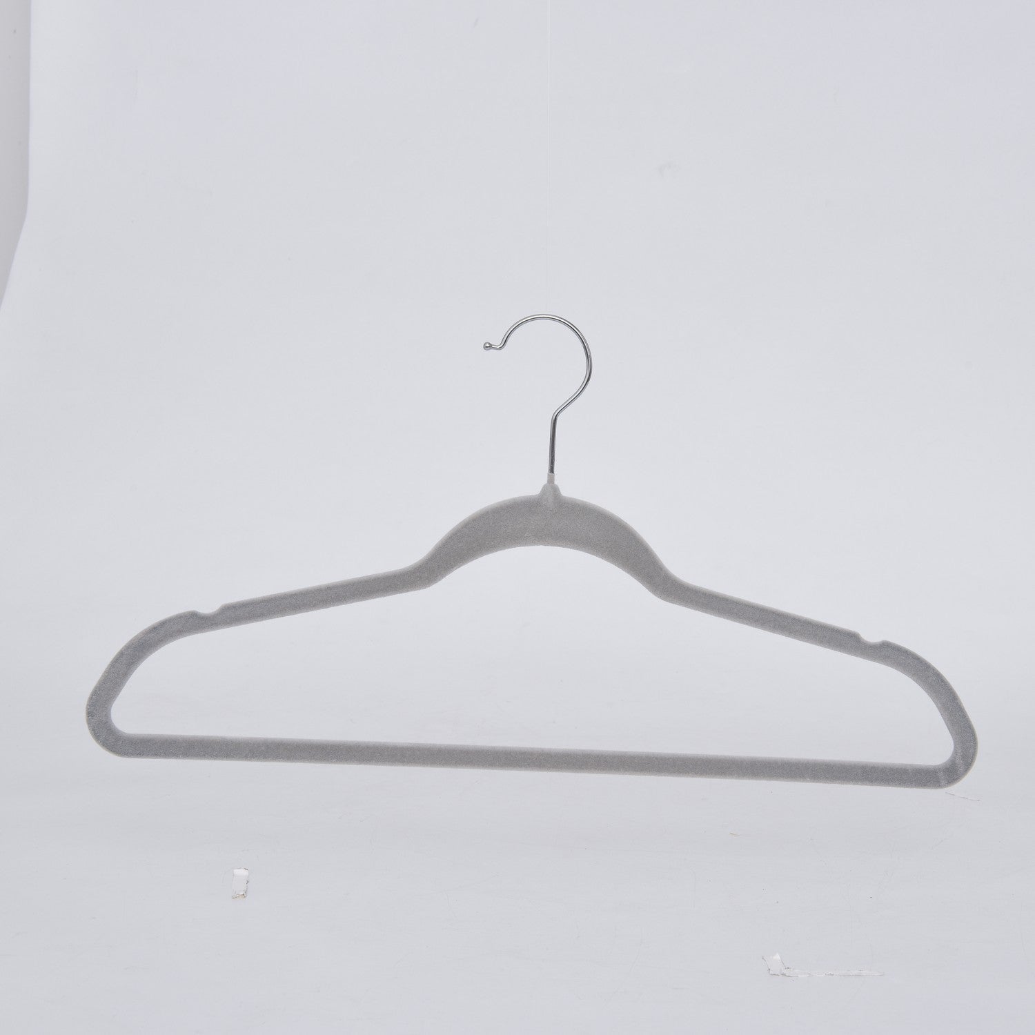 Velvet Flocked Plastic Hanger - Space Saving Closet