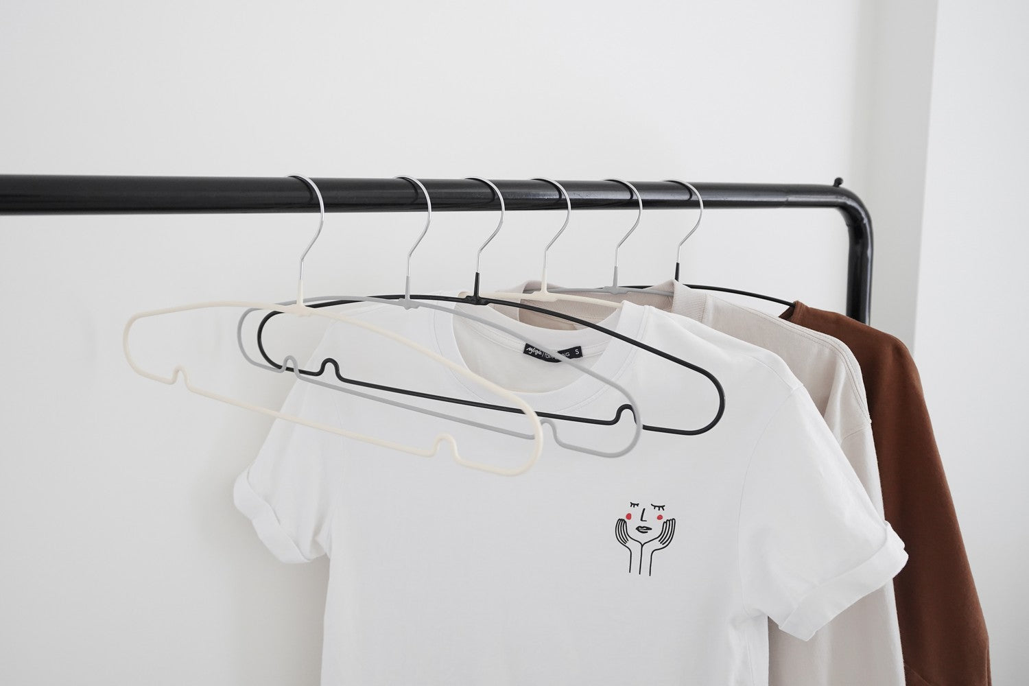 Multi-Material Hanger Set for Retail Display